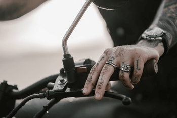 The Finger Tattoo Aftercare Guide: A Simple Healing Solution – Numbed